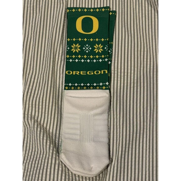 Socks University Of Oregon Ducks Strideline Yellow Green Adult M/L NWOT Winter - Picture 3 of 3